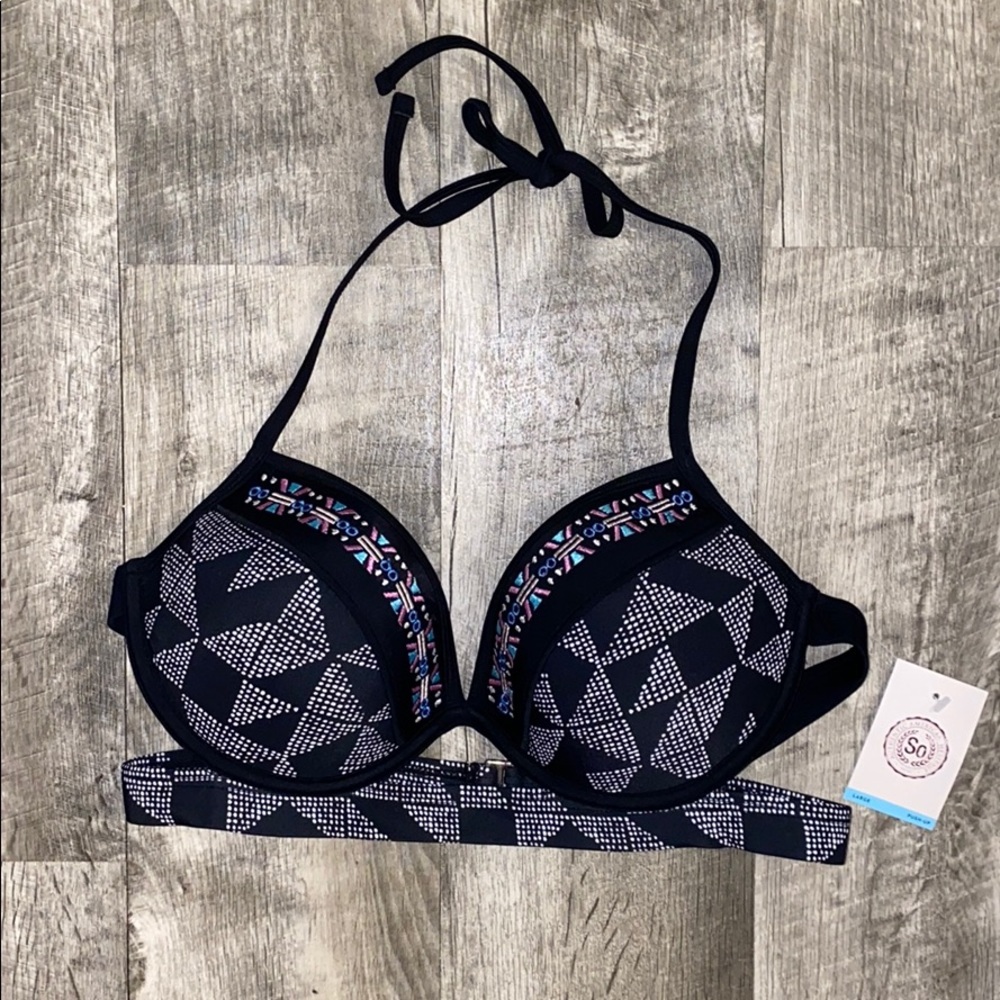 BIKINI top!